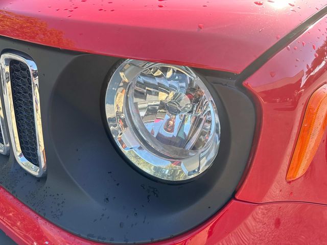 2016 Jeep Renegade Sport photo 9