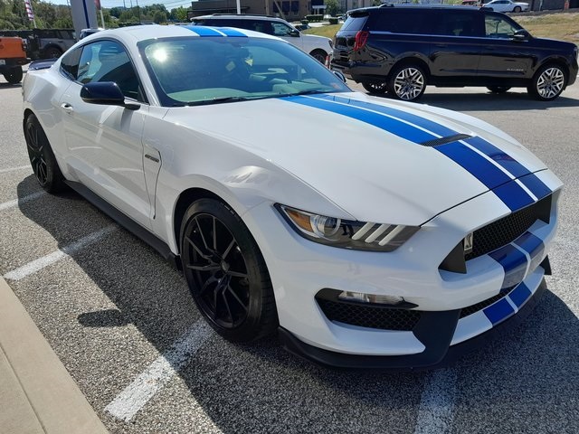 2018 Ford Mustang Shelby GT350 photo 3