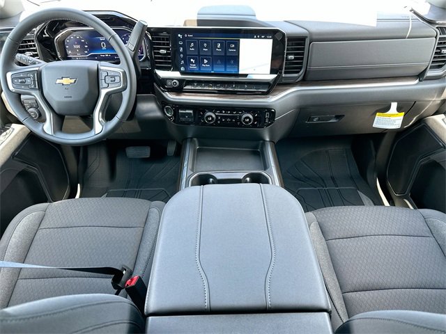 2025 Chevrolet Silverado 2500HD LT photo 17