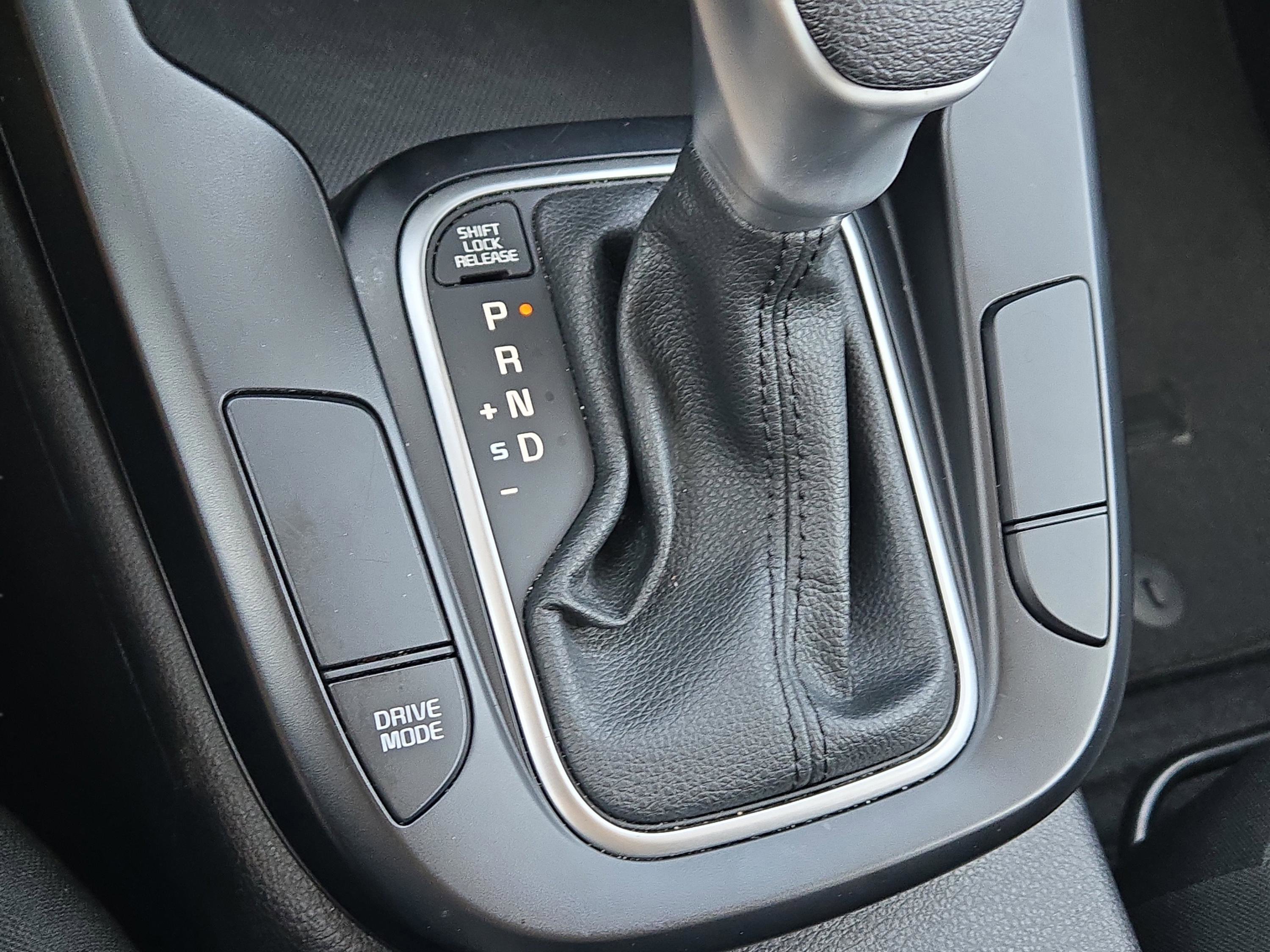 2024 Kia Soul LX photo 25