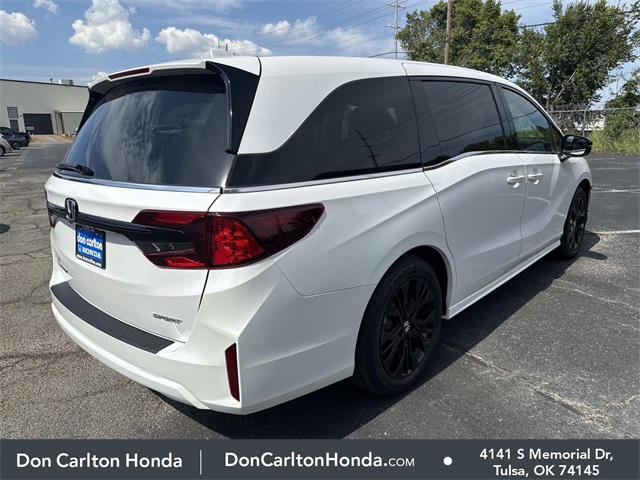 2025 Honda Odyssey photo 4