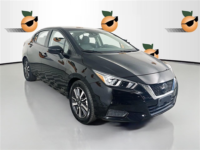 2021 Nissan Versa Sedan SV's photo