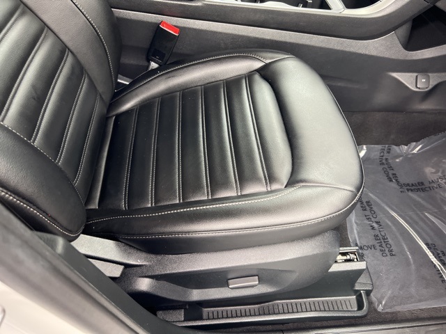 2022 Ford Edge SEL photo 24