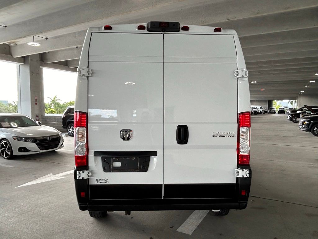 2023 Ram ProMaster 2500 photo 2