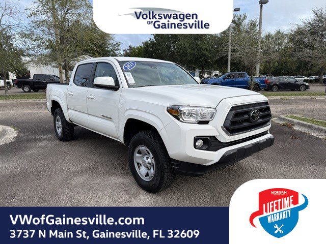 2023 Toyota Tacoma SR5's photo