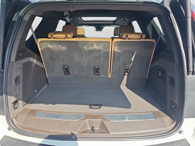 2022 Cadillac Escalade Premium Luxury photo 12