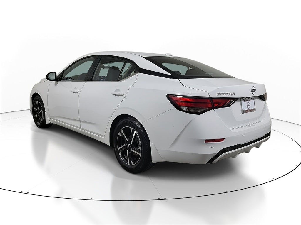 2025 Nissan Sentra SV photo 4
