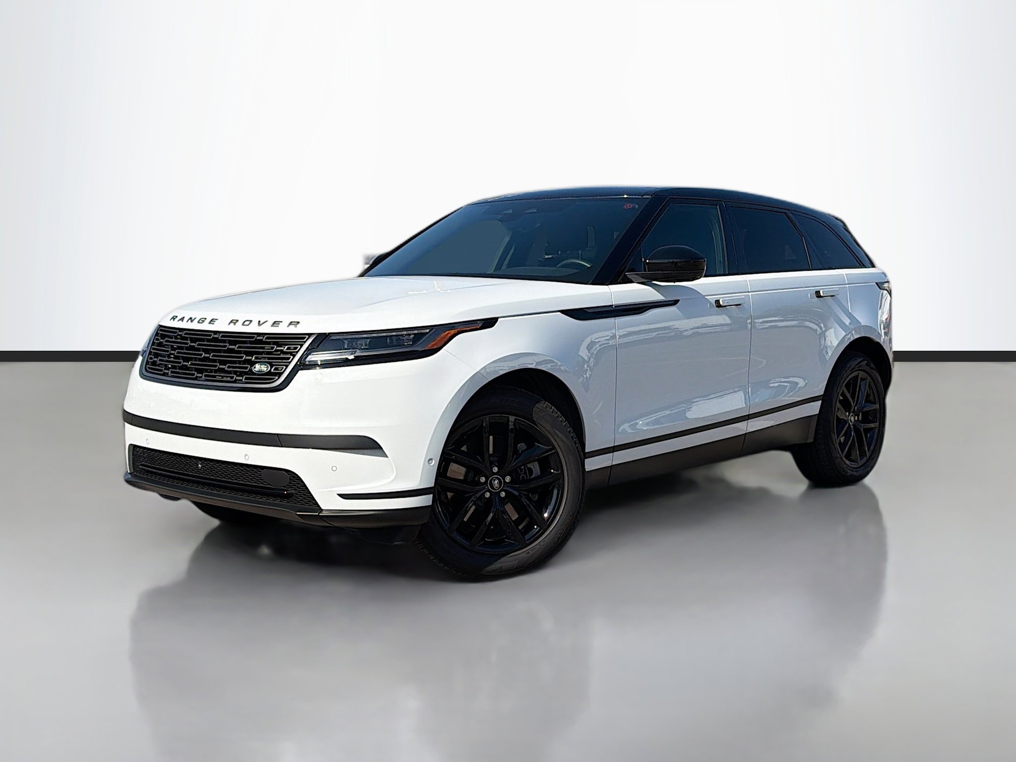 2026 Land Rover Range Rover Velar S's photo
