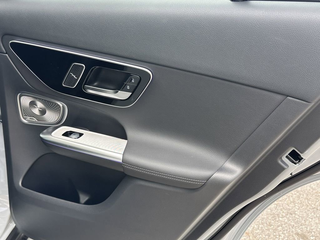 2025 Mercedes Benz GLC 350e 4MATIC photo 19