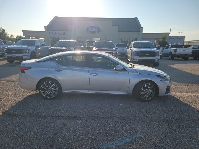 2023 Nissan Altima 2.5 SL photo 14
