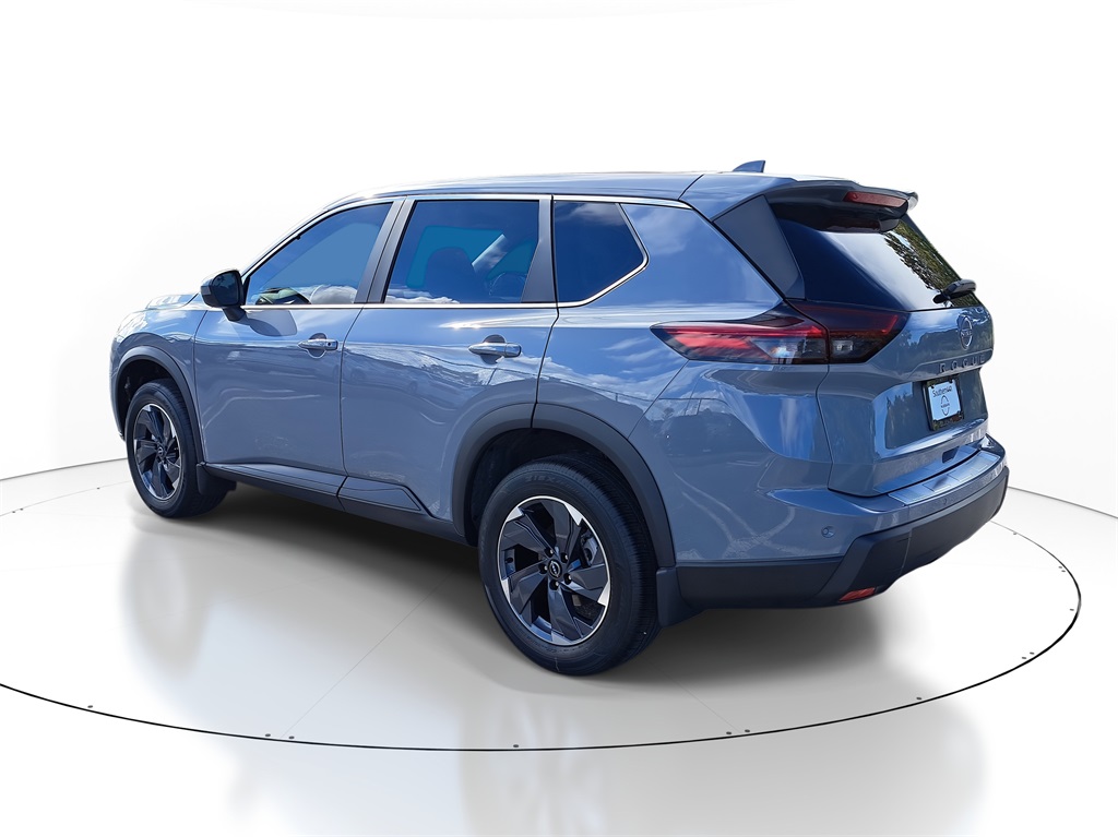 2026 Nissan Rogue SV photo 5
