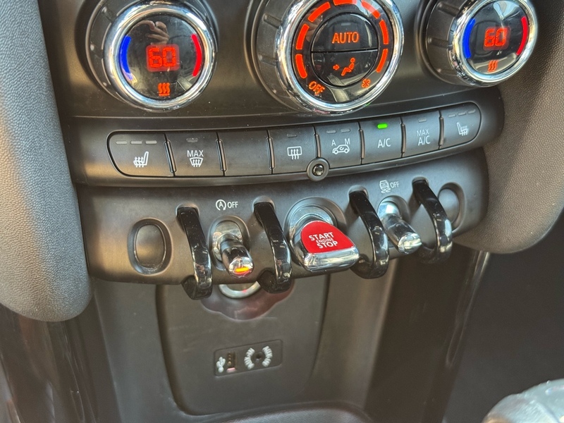 2017 Mini Cooper Convertible S photo 31