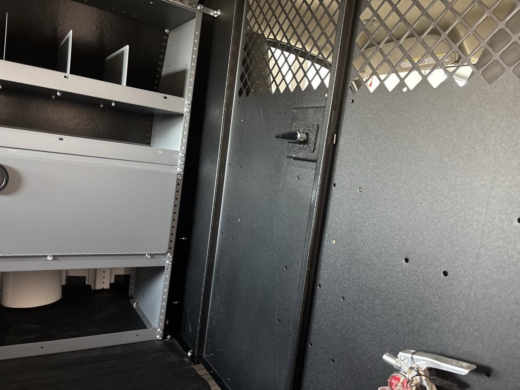 2025 Chevrolet Express Cargo 2500 photo 4