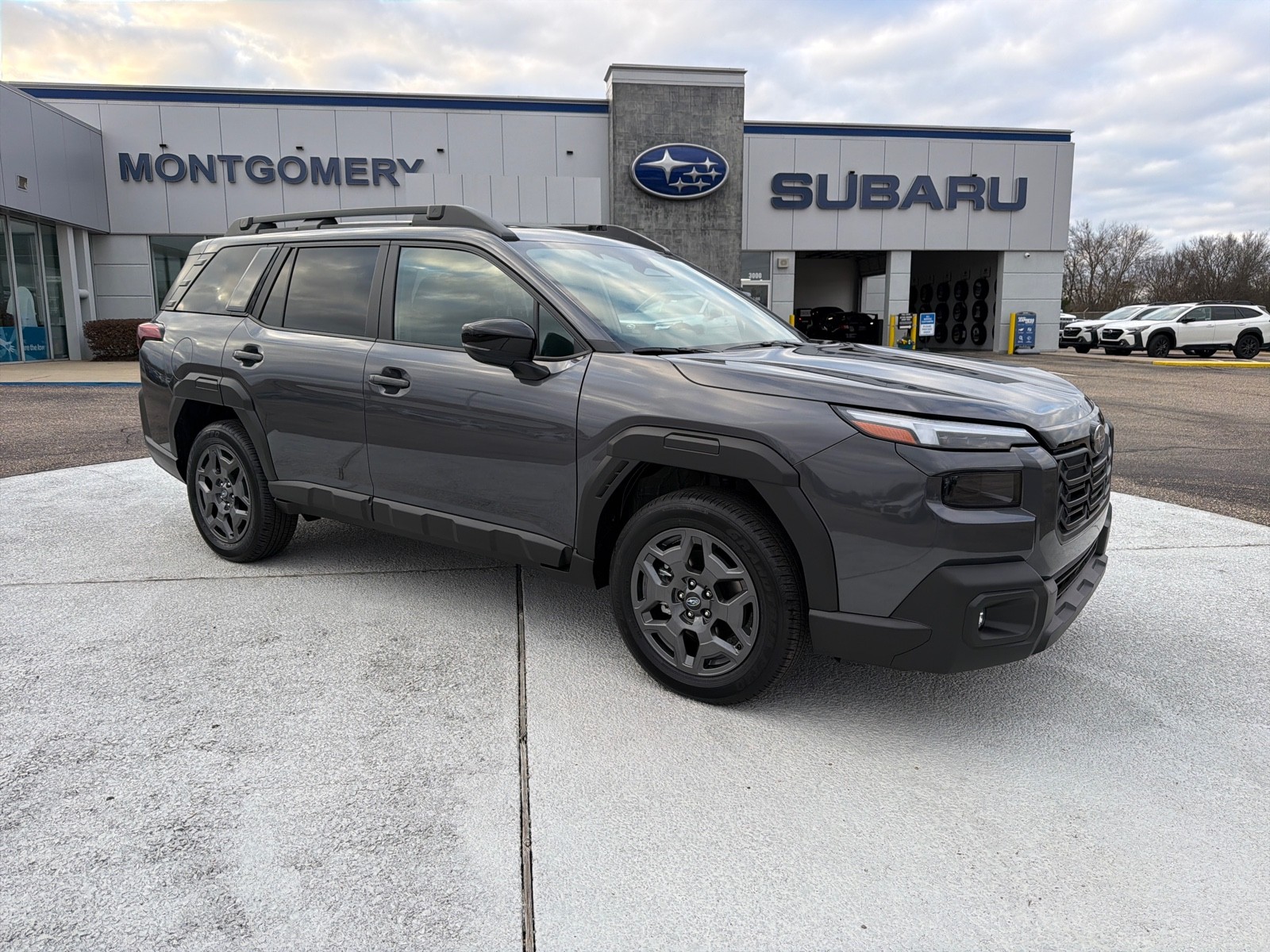 2026 Subaru Outback Premium's photo