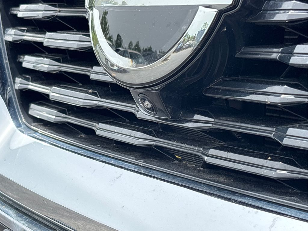 2021 Nissan Rogue SL photo 17