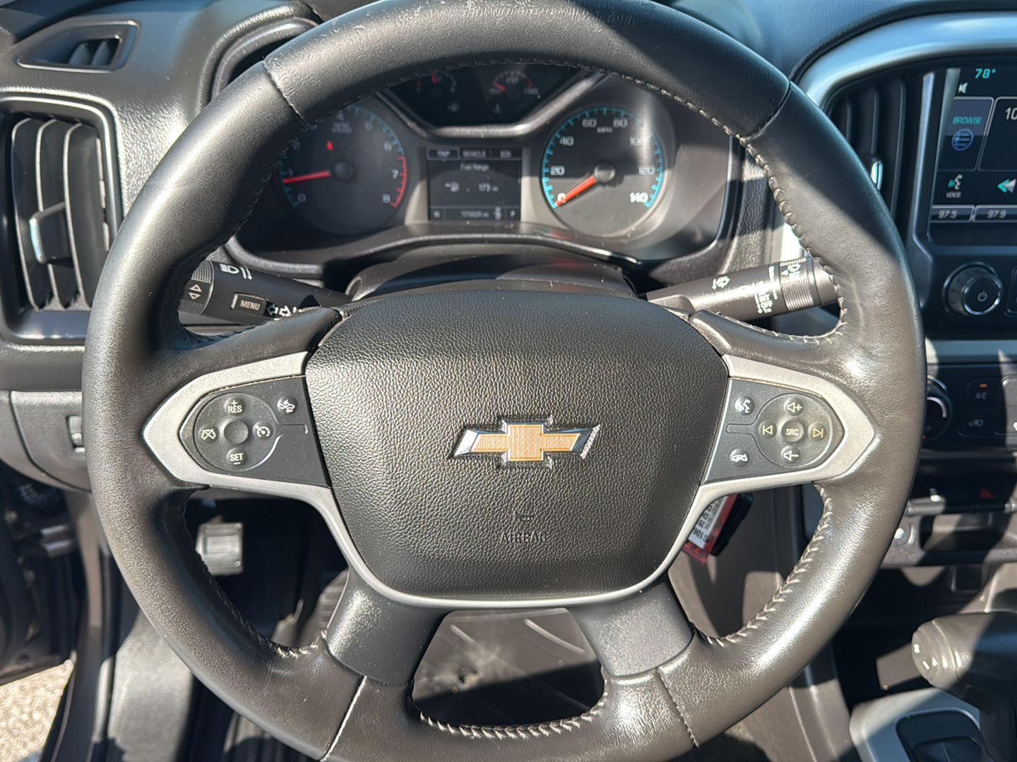 2015 Chevrolet Colorado LT photo 19