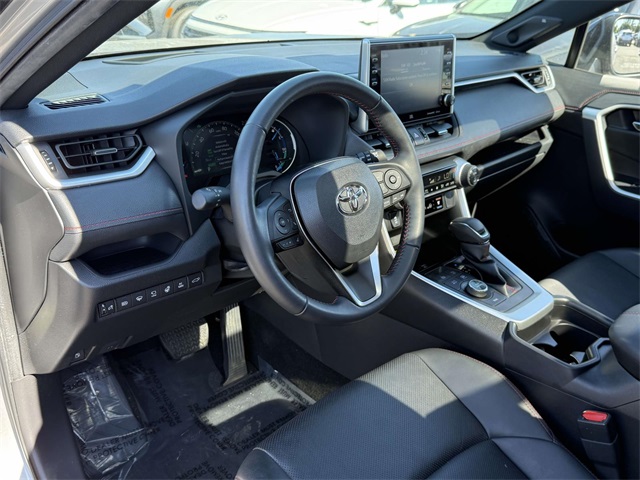 2021 Toyota RAV4 Prime XSE photo 2