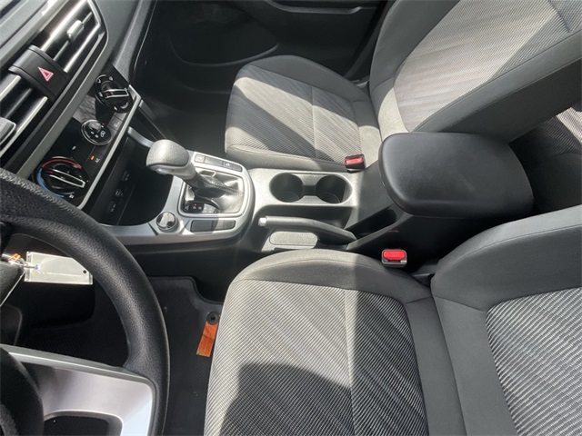 2022 Kia Seltos LX photo 3