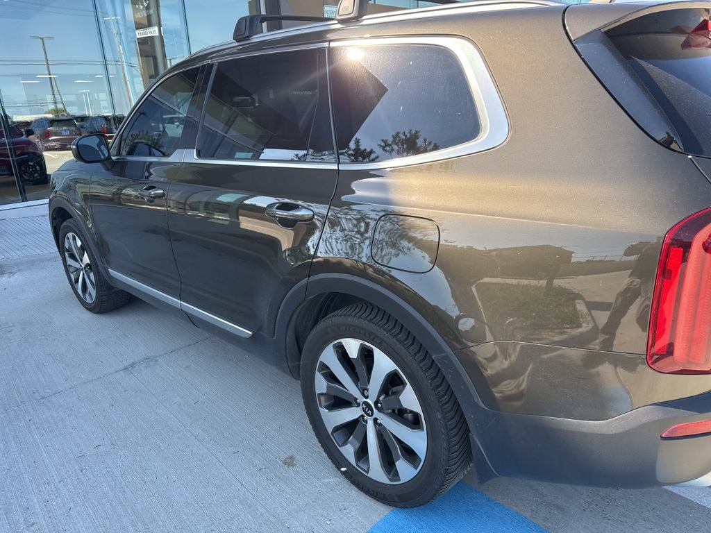 2020 Kia Telluride S photo 10