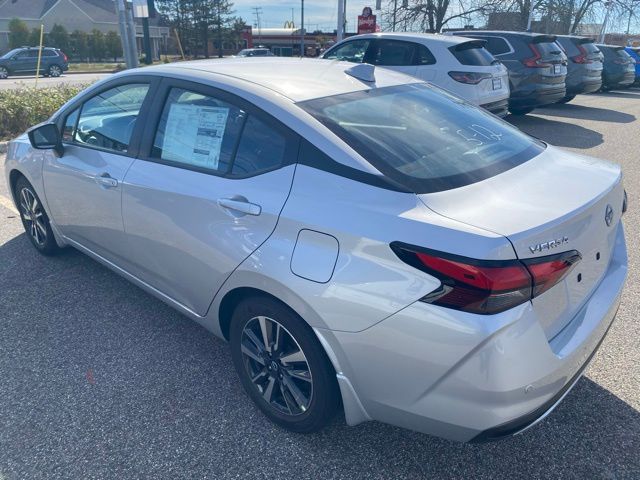 2025 Nissan Versa SV photo 5