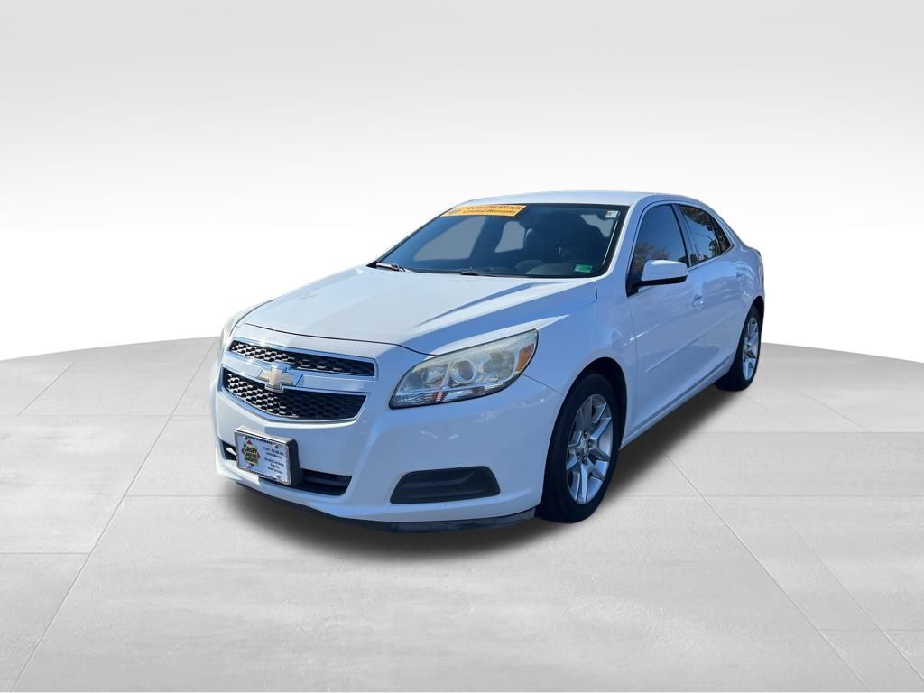 2013 Chevrolet Malibu 1LT Eco photo 3