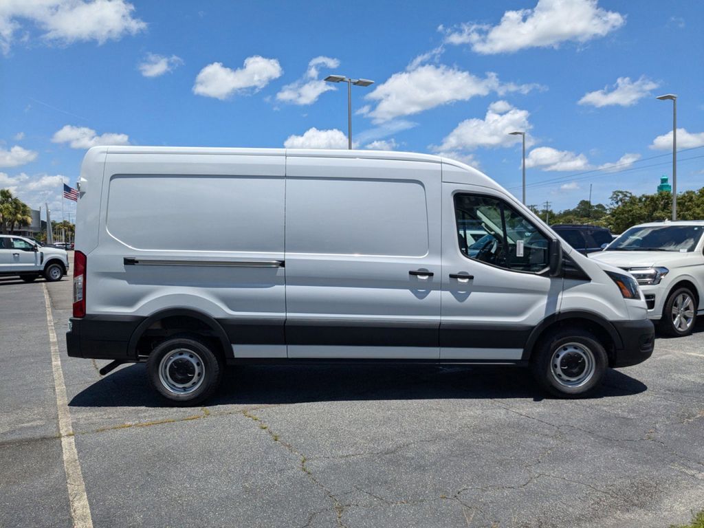 2025 Ford Transit photo 3
