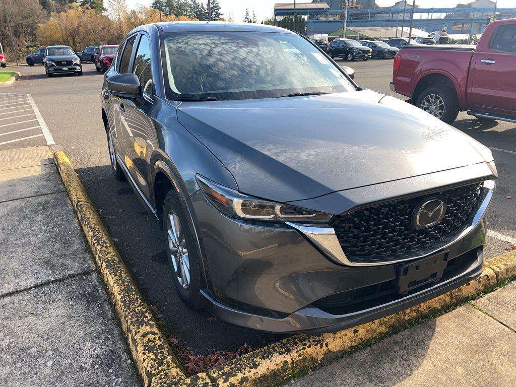 2025 Mazda CX-5 2.5 S Preferred photo 3