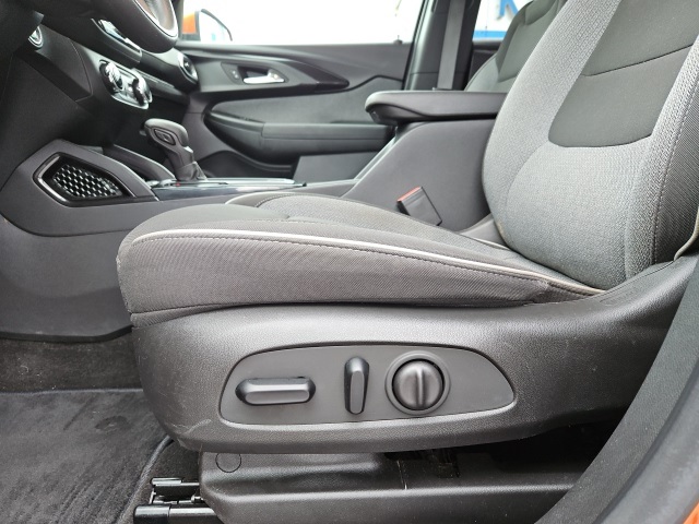 2022 Chevrolet Trailblazer LT photo 24