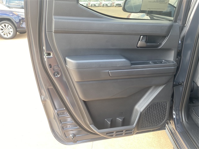 2025 Toyota Tacoma SR5 4x4 Double Cab photo 12