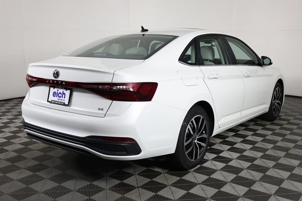 2025 Volkswagen Jetta 1.5T SE photo 2