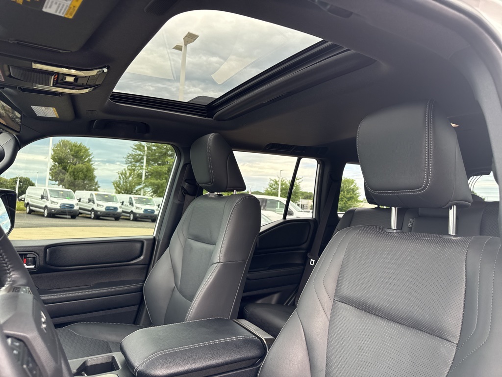2024 Toyota Land Cruiser Base photo 21