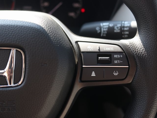 2026 Honda HR-V LX photo 13