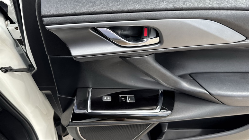 2022 Mazda CX-9 Touring photo 44