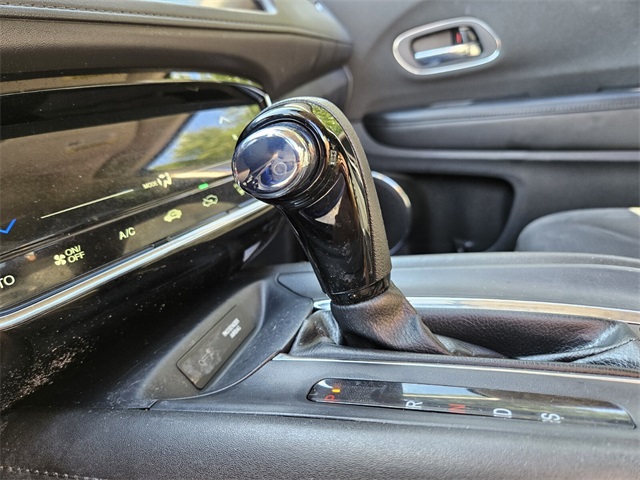 2022 Honda HR-V EX photo 24