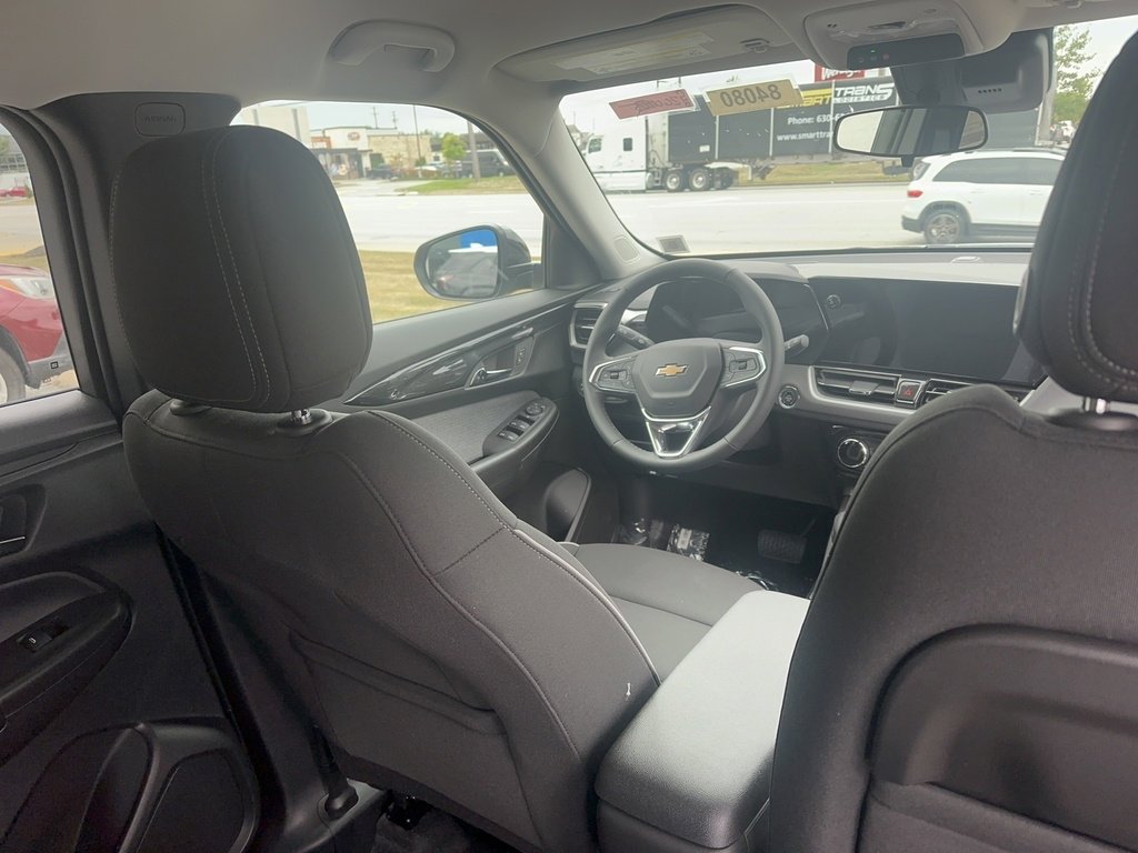2026 Chevrolet Trailblazer LT photo 6