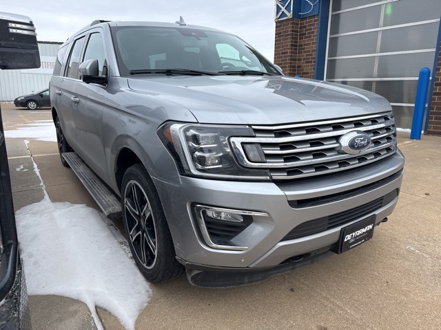 2021 Ford Expedition Limited's photo