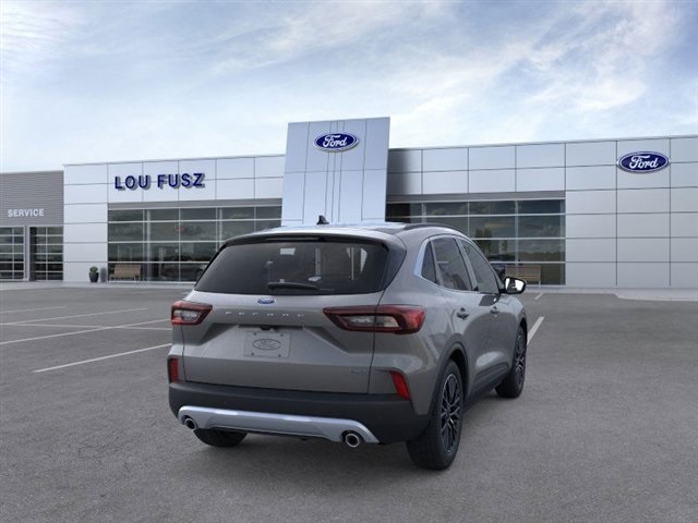 2025 Ford Escape Plug-In Hybrid photo 8