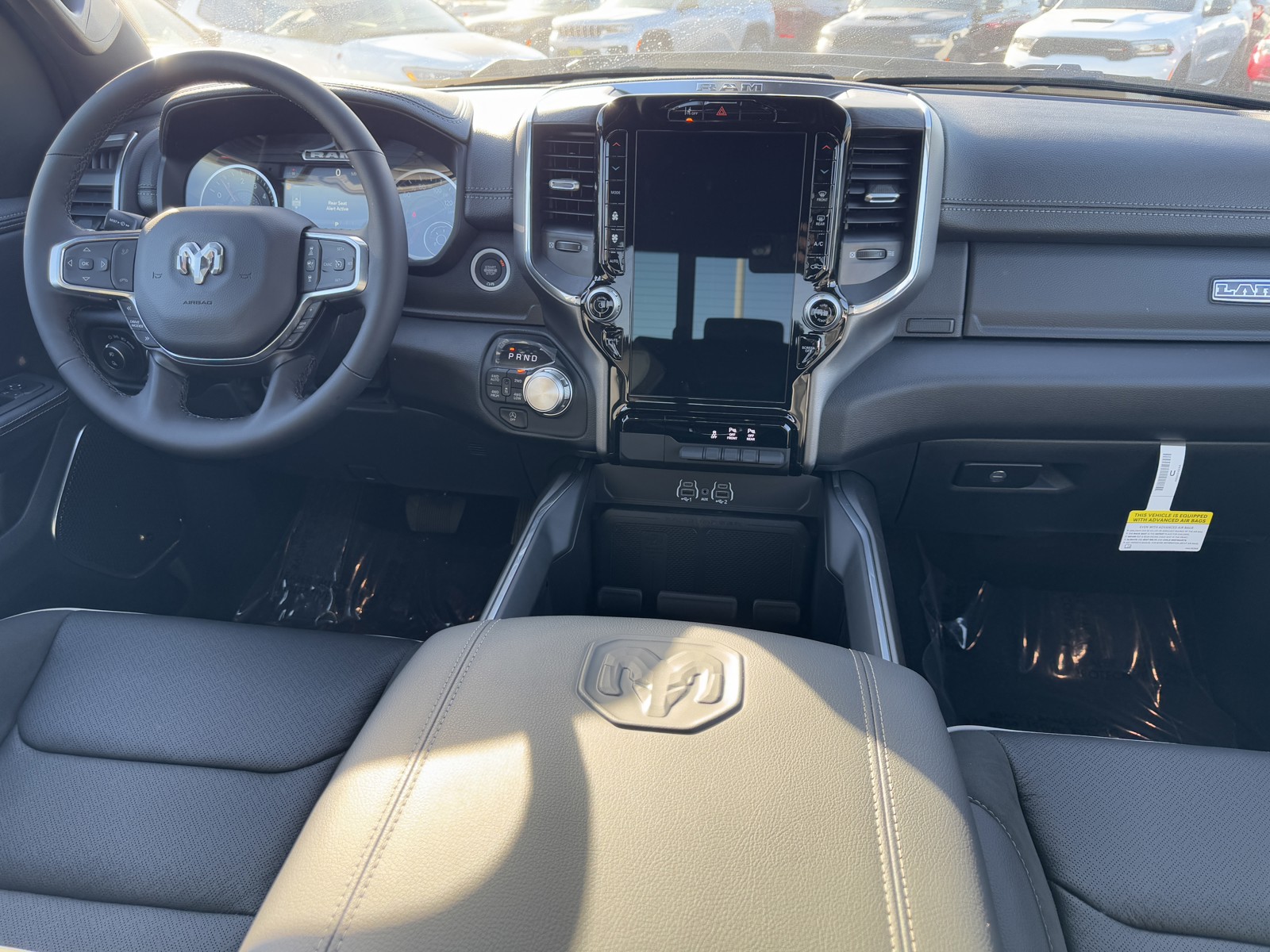 2025 Ram 1500 Laramie photo 7