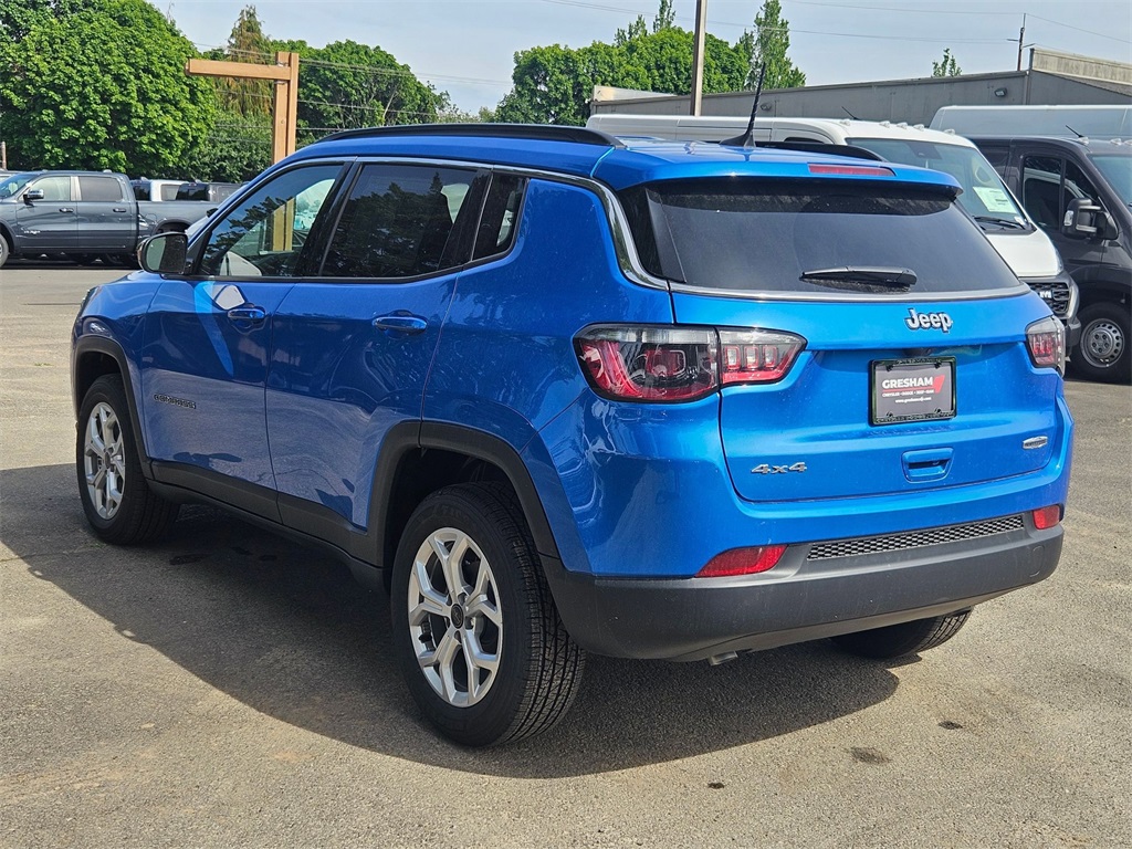 2025 Jeep Compass Latitude photo 5