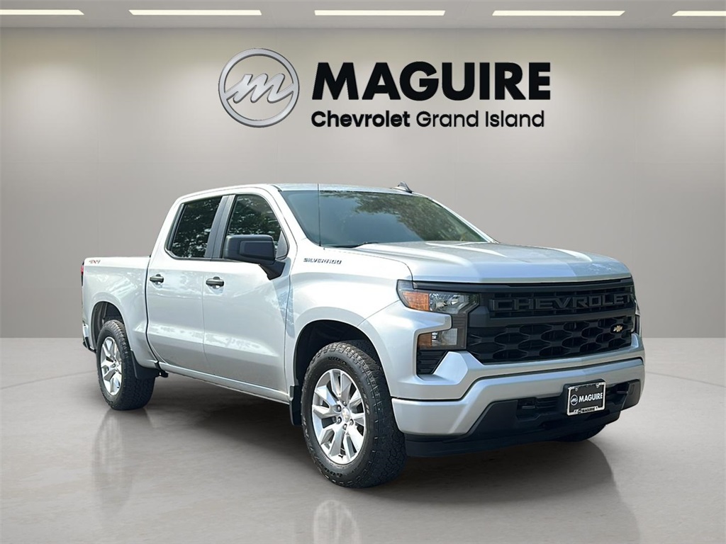 2022 Chevrolet Silverado 1500 Custom photo 8