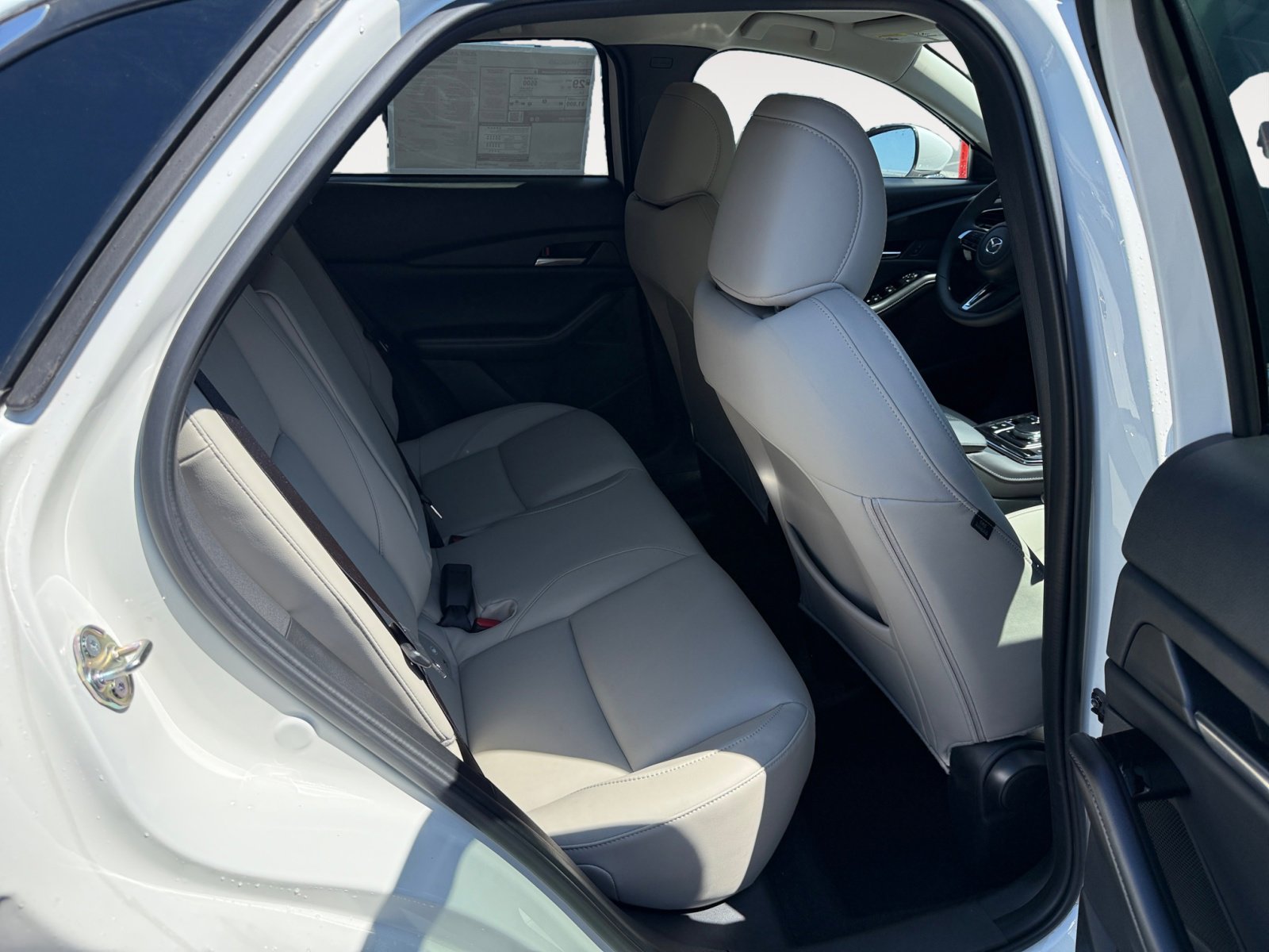 2025 Mazda CX-30 2.5 S Preferred photo 18