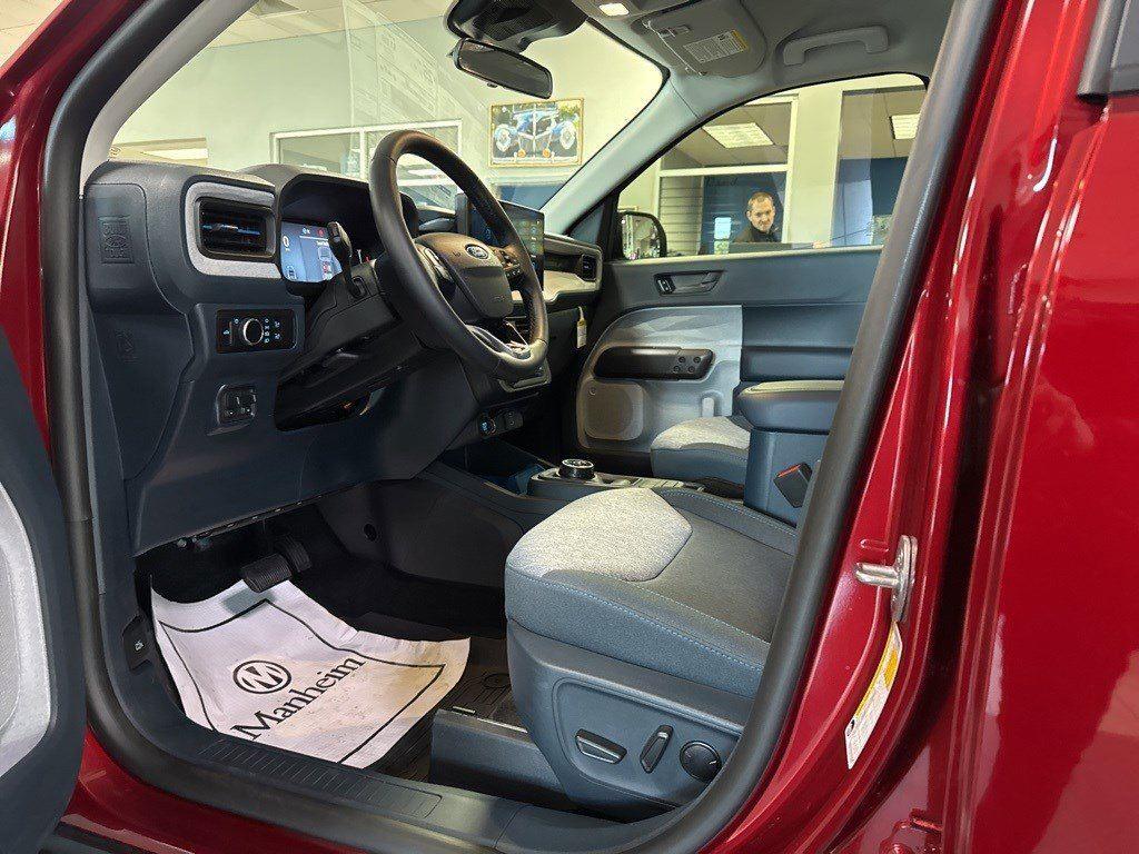 2025 Ford Maverick XLT photo 3