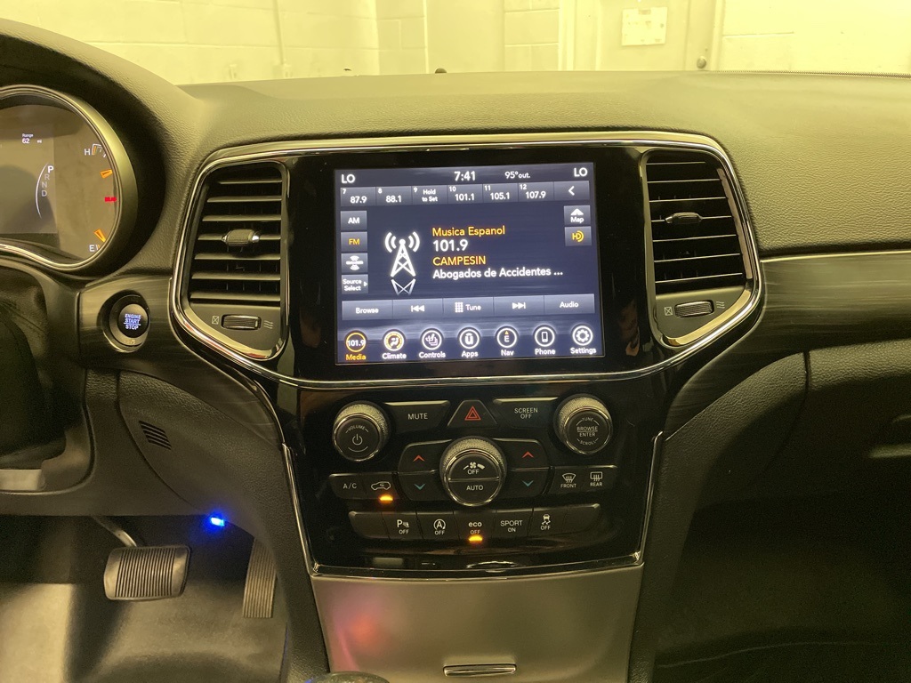 2019 Jeep Grand Cherokee Altitude photo 10