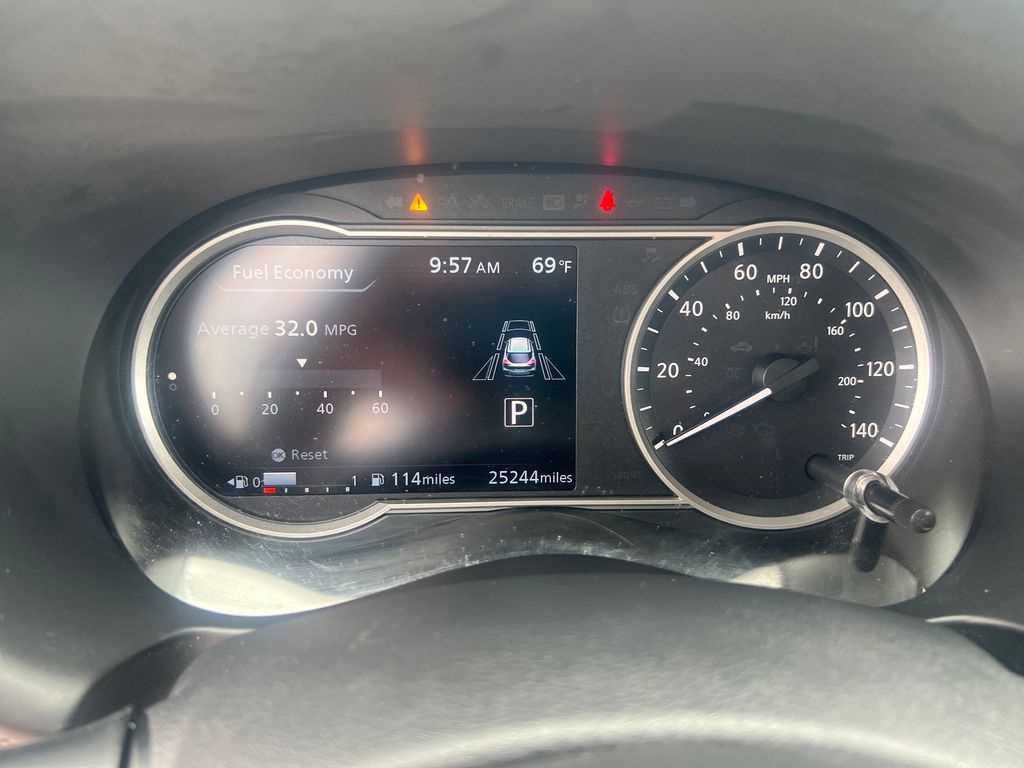 2020 Nissan Kicks SV photo 15