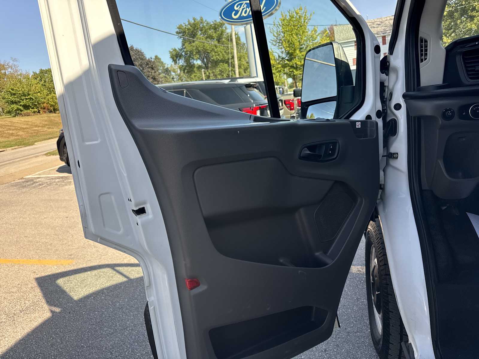 2020 Ford Transit photo 14
