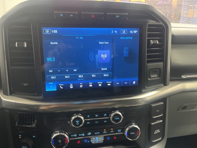 2022 Ford F-150 Lariat photo 18