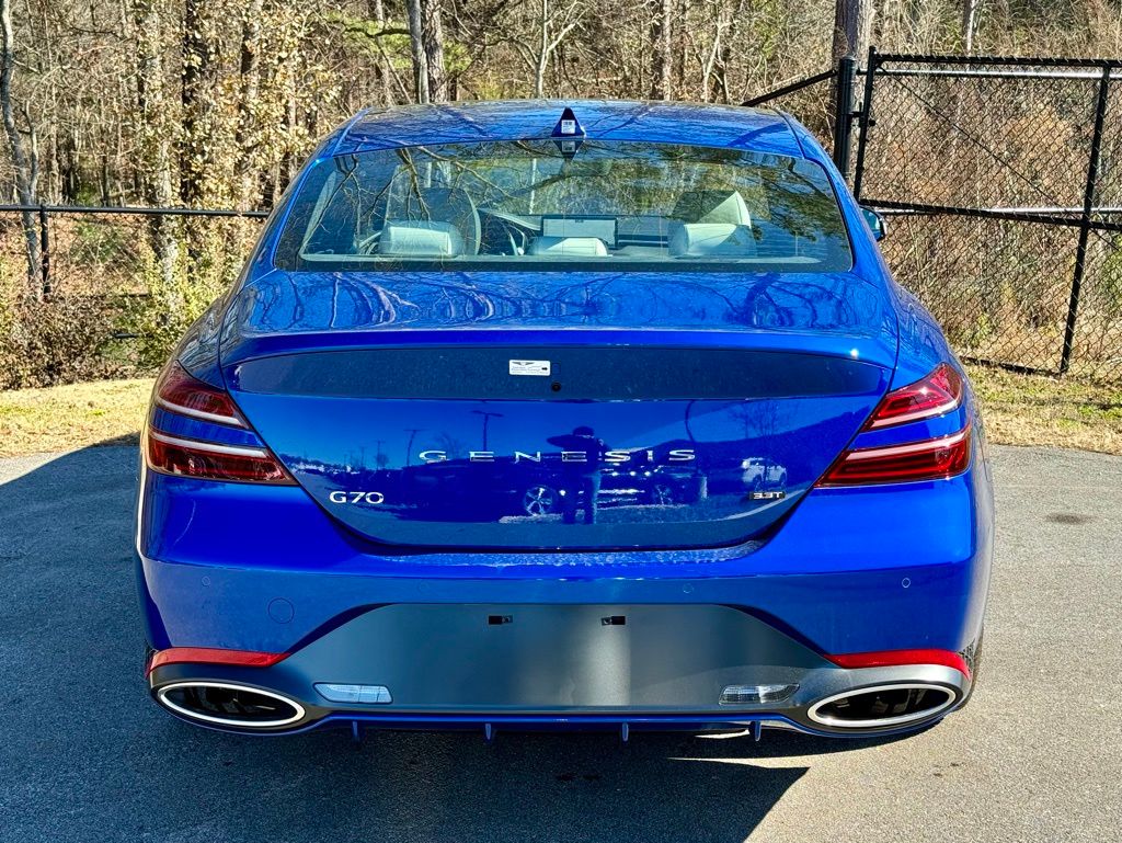 2025 Genesis G70 3.3T Sport Advanced photo 12