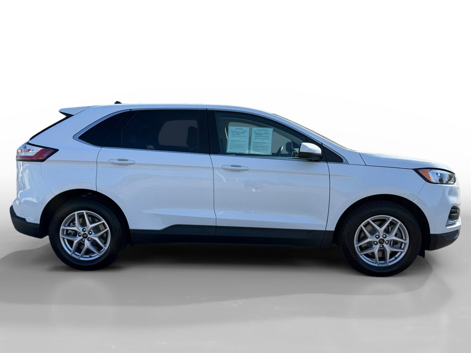 2024 Ford Edge SEL photo 6