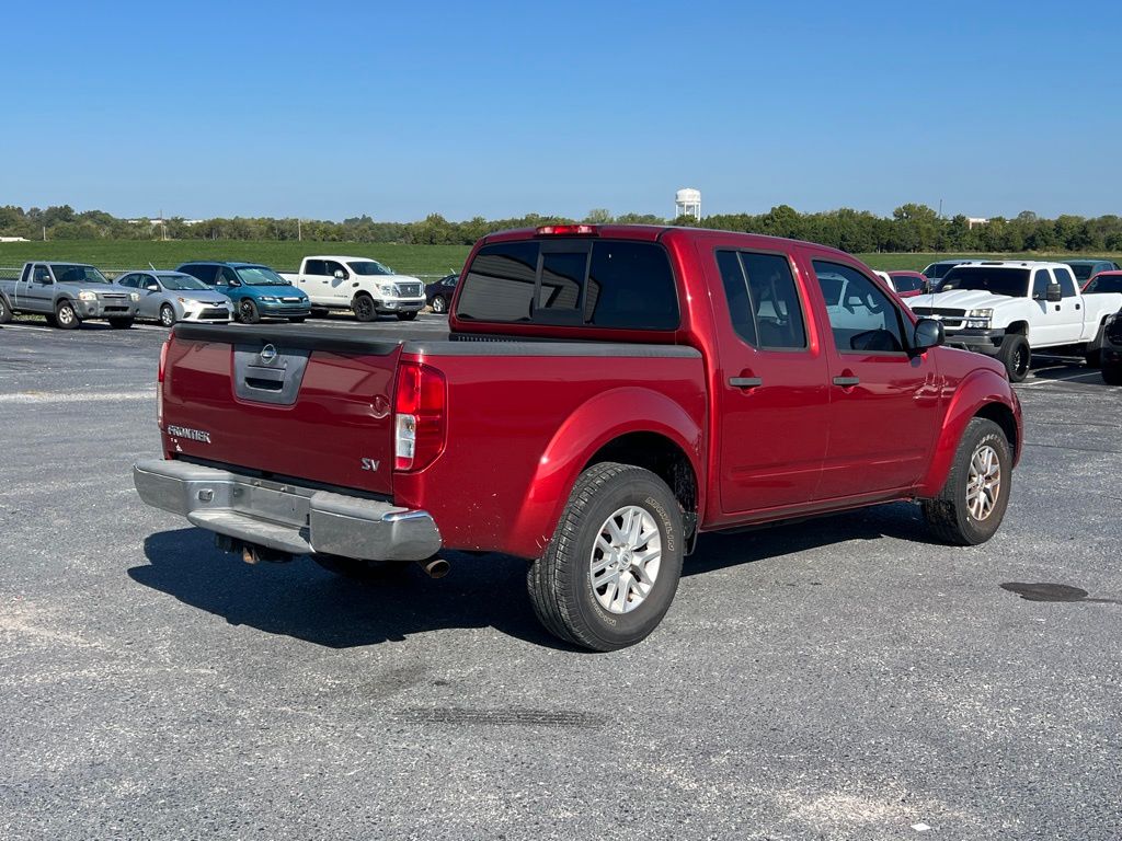 2015 Nissan Frontier SV photo 4