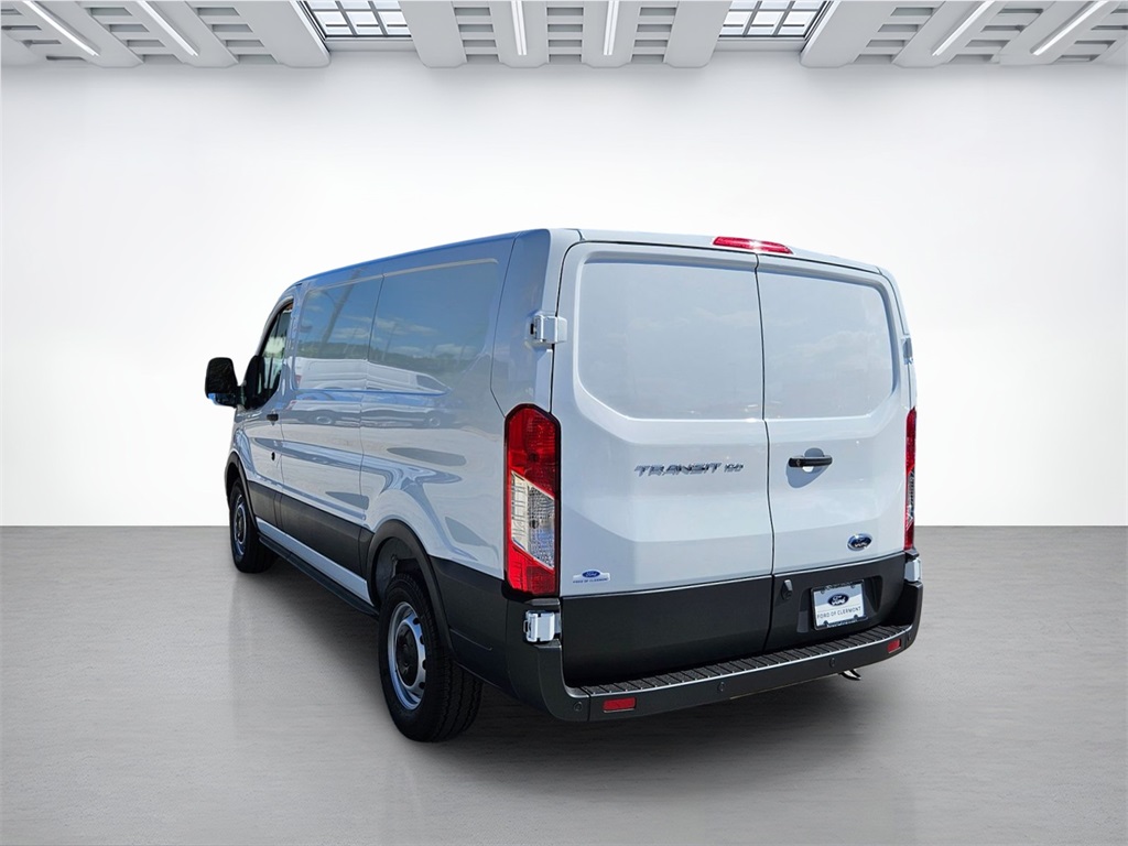 2025 Ford Transit photo 3